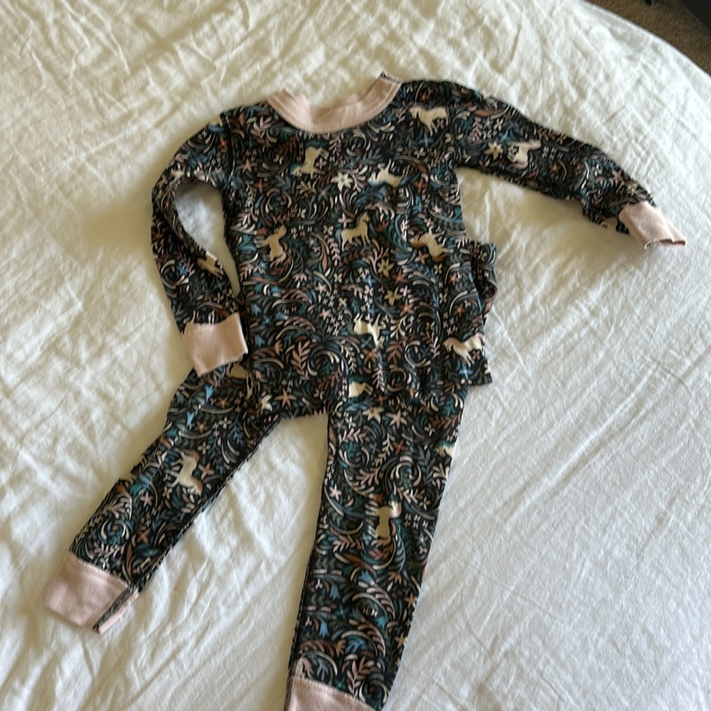 Hanna Andersson Black and Pink Long Sleeve Tees with Sparkle